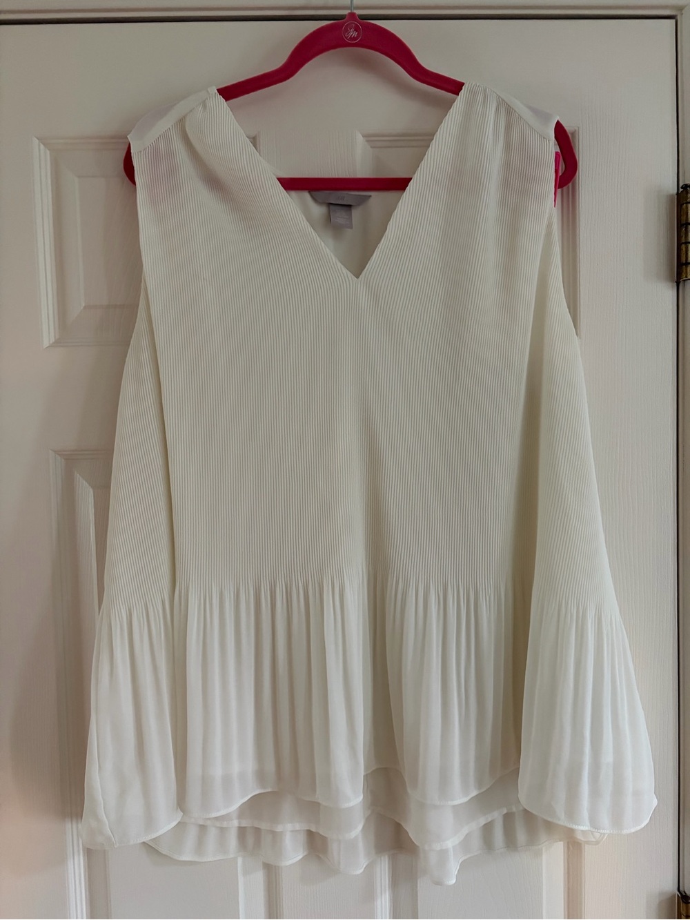 H&M Cream V-Neck Pleated Peplum Blouse